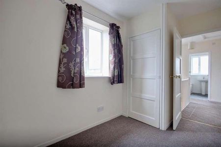 Trinity Close, Leven, Beverley, HU17 - Photo 3