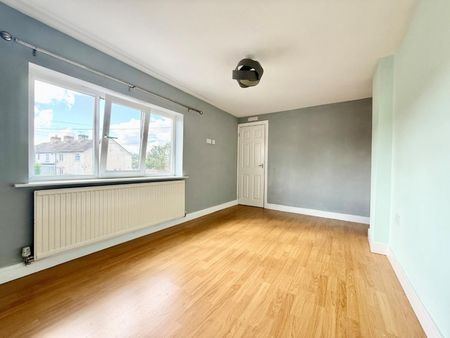 2 bedroom House To Let - Photo 2