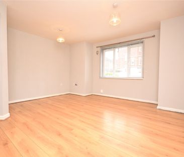 6, New Forest Way, Leeds, West Yorkshire, LS10 4GH - Photo 1