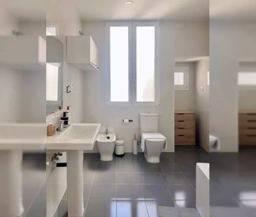 Room for rent in 4-bedroom apartment in Opera, Madrid - Photo 5