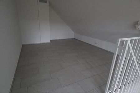 Moderne Maisonette-Wohnung nähe Zürich - Foto 2