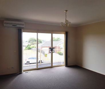 2/10 Molesworth Drive, Highton - Photo 3