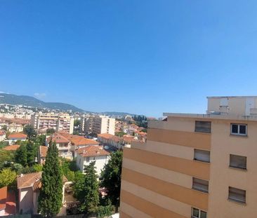 NICE - ST SYLVESTRE - STUDIO DE 38m2 - TERRASSE - Photo 3