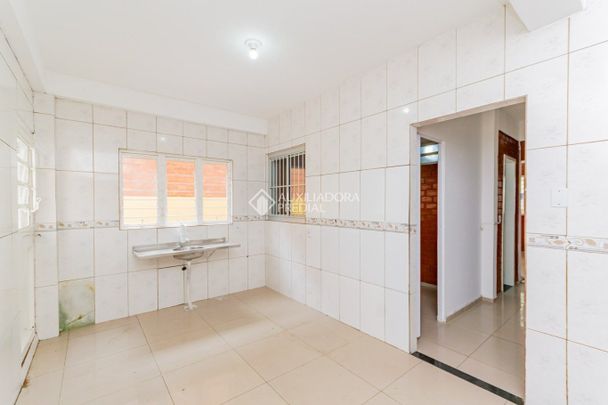 Casa com 7 quartos e 360m² para alugar em Anchieta, Porto Alegre. - Photo 1