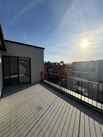 2.5 Zimmer, 76 m², 5. Stock - Photo 3