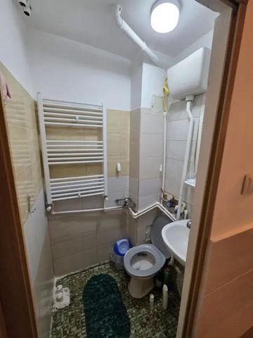 Închiriez garsonieră în zona Blașcovici - Photo 4