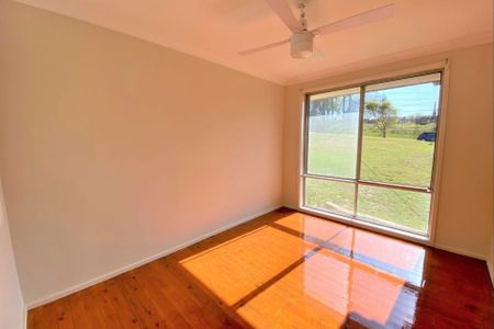 Lovely Home in Great Location! - Photo 2