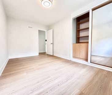 For Lease - 1319 Cumnock Crescent, Oakville, Ontario - Photo 2