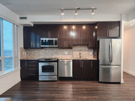 For Lease - 7171 Yonge Street Unit# PH202, Markham, Ontario - Photo 3