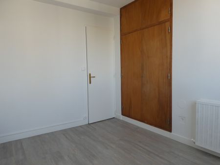 Location Appartement 3 pièces 54m² TOURS 37000 - Photo 4