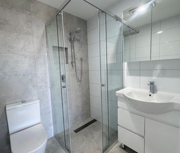 CONTEMPORARY DUPLEX IN HIGHLY DESIRED LOCATION - Photo 3