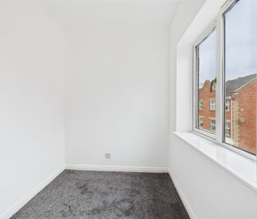 3 bedroom apartment to rent - Photo 5