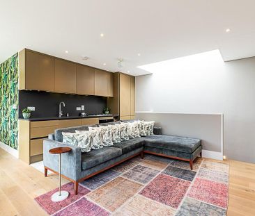 3 bedroom apartment to rent - Photo 2
