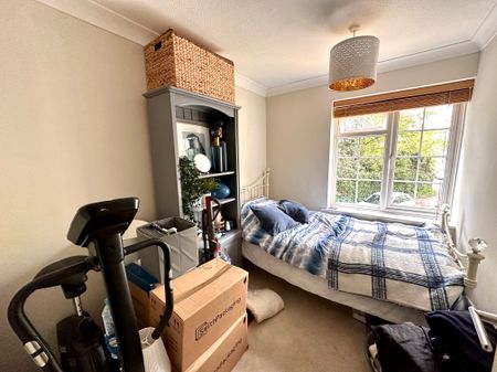 3 bedroom house to rent Oaklands Road, Havant, PO9 - Photo 5