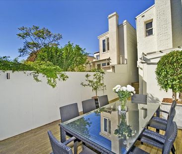 58 ELIZABETH STREET, Paddington NSW 2021 - Terrace For Rent | Domain - Photo 3