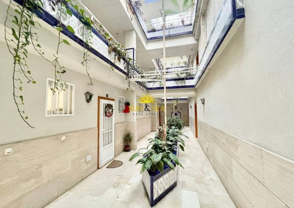 GROUND-FLOOR TWO-BEDROOM APARTMENT – TORREVIEJA