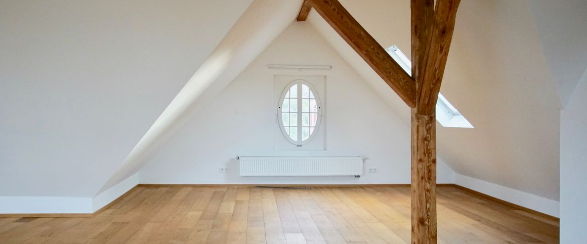 Vier-Zimmer-Maisonettewohnung mit Blick über die Stadt - Foto 1