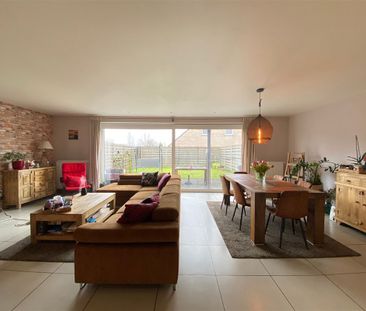 Ruime energiezuinige woning met vier slaapkamers - Photo 1