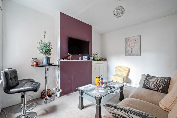 3 bedroom detached house to rent - Photo 1