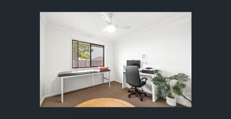 Spacious Family Home in Rosewood Awaits - Photo 3