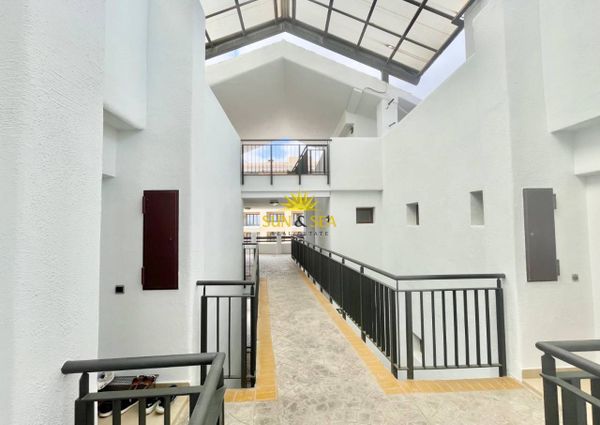 TWO-BEDROOM PENTHOUSE - LOS ALCÁZARES