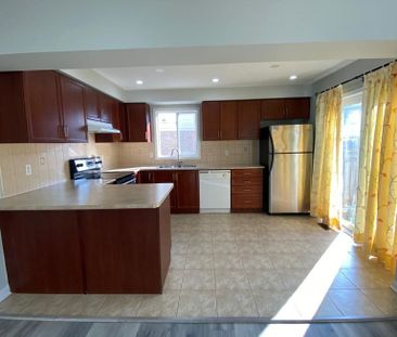 For Lease - 28 Tawnie Crescent, Brampton, Ontario - Photo 6
