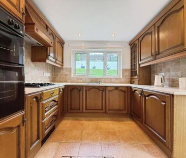 3 bedroom House To Let - Photo 5