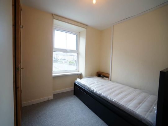 Apartment, 370 High Street - Photo 1