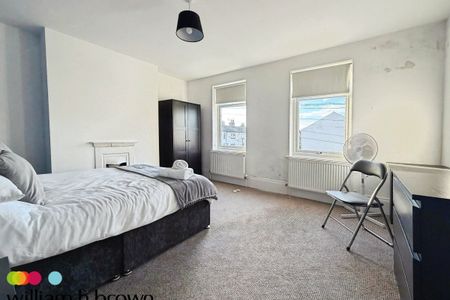 Albert Street - Photo 4