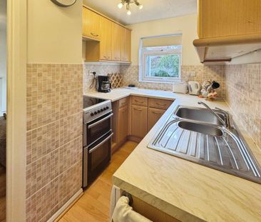 1 bedroom semi-detached house to rent - Photo 3