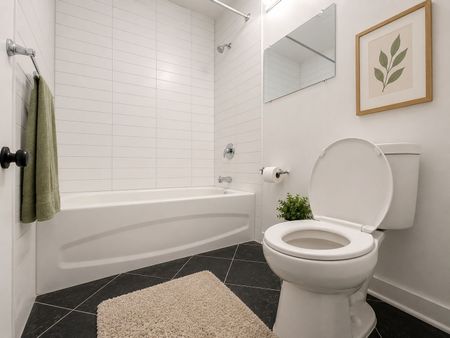 For Lease - 1725 Lawrence Avenue Unit# 103, Toronto, Ontario - Photo 3