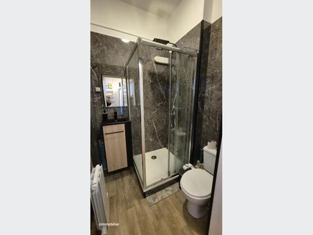 Appartement à Louer à LILLE 673 € - Photo 5