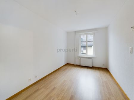 Neu renovierte 4-Zimmer-Wohnung mit umweltfreundlicher Technologie in St. Gallen - Photo 3