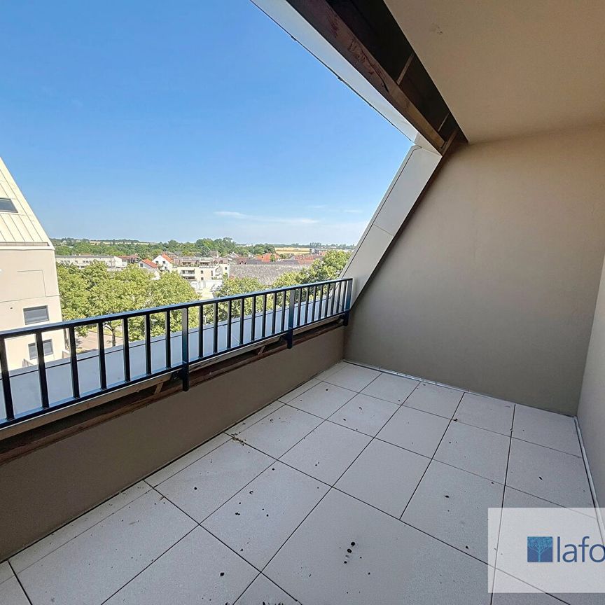 Apartment - Photo 1