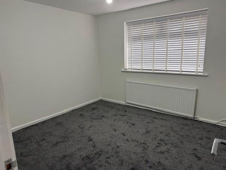 2 bedroom bungalow to rent - Photo 3