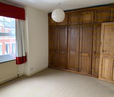 2 bedroom maisonette to rent - Photo 5