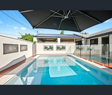 1/18 Burra Street, Chevron Island, Qld 4217 - Photo 5
