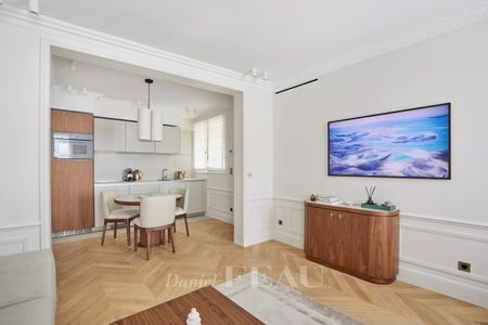 Appartement à louer à Paris 8Ème - Photo 5