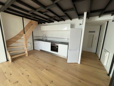 Location Appartement 3 pièces 93m² - Photo 4