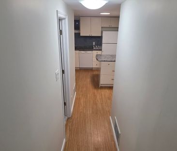 For Lease - 16 Lynwood Court, Brampton, Ontario - Photo 5