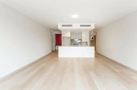 Exquisite Two Bedroom Apartment Situated in the Heart of Rhodes - Photo 2