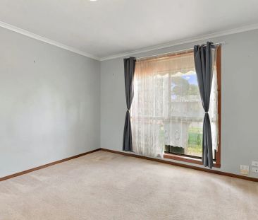 NEAT AND TIDY LOW MAINTENANCE HOME - Photo 6