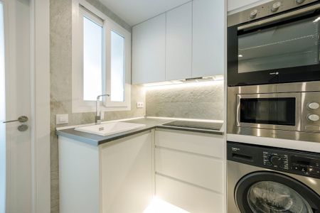 Carrer de Caravaca, Valencia, Valencian Community 46021 - Photo 5