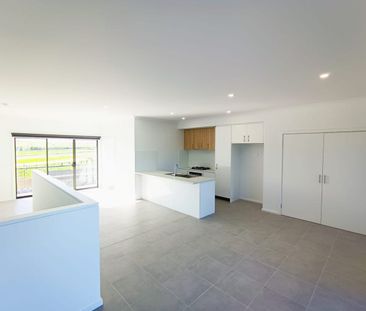 PERFECT HOME - PERFECT LOCATION - FOR THE PERFECT FAMILY - Photo 6