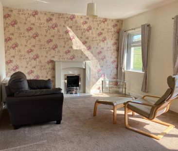 2 bedroom private hall to rent - Photo 3