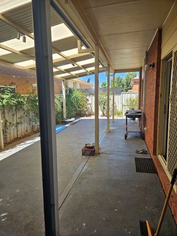 Caroline Springs - Photo 5