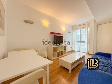 Alquiler de piso en Calle Trinidad - Photo 3