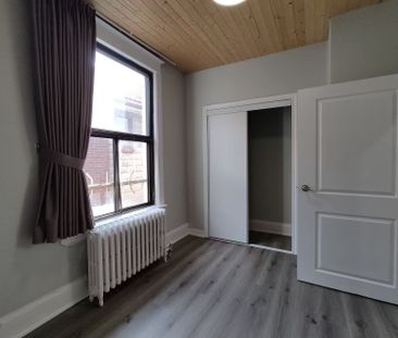 For Lease - 250 Sixth Street Unit# 4, Toronto, Ontario - Photo 3