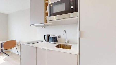 Studio to rent - Photo 5