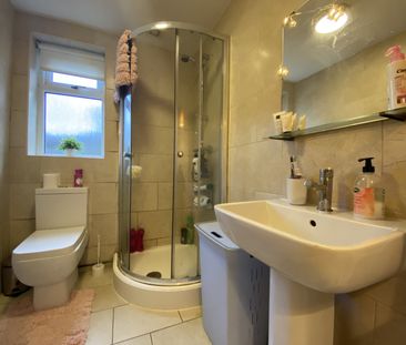 Llanbleddian Gardens, Cathays - Photo 5